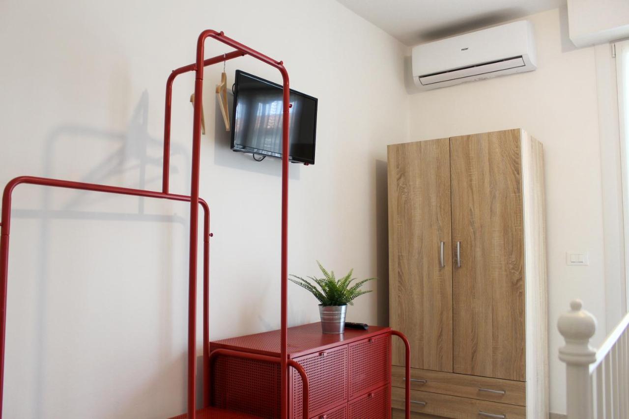 バルドリーノCasa Pinaアパートメント エクステリア 写真
